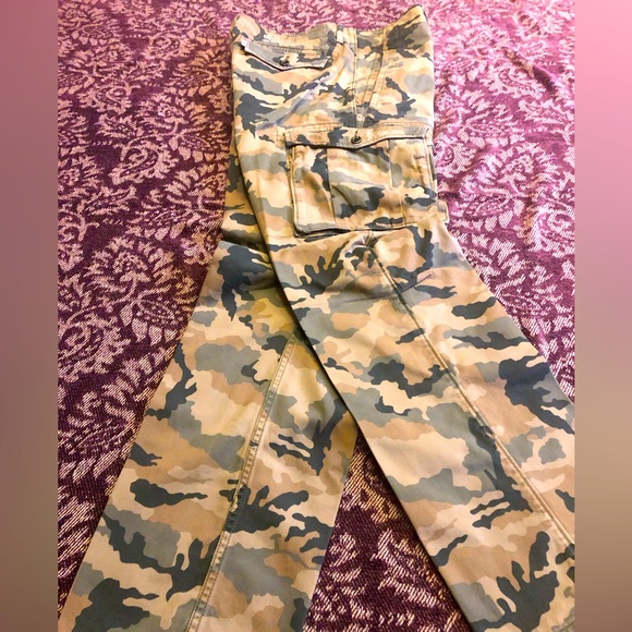 Levi's Pants Levis Camo Cargo Pants Poshmark